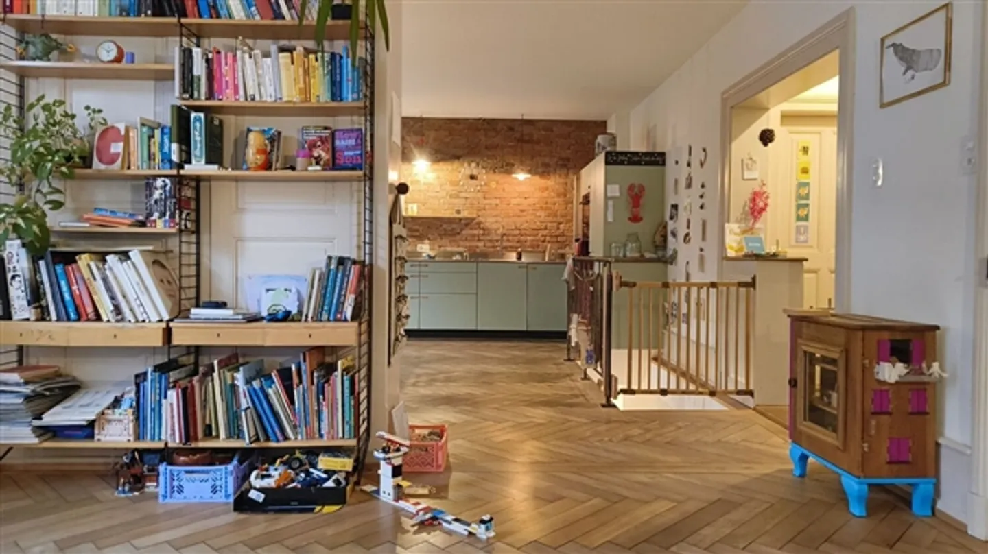 3½ STANZA APPARTAMENTO A BERN - MATTENHOF, ARREDATO, TEMPORANEO - Foto 3 di 6