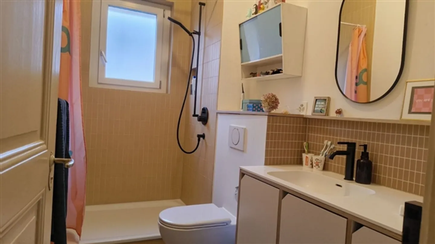 3½ STANZA APPARTAMENTO A BERN - MATTENHOF, ARREDATO, TEMPORANEO - Foto 5 di 6