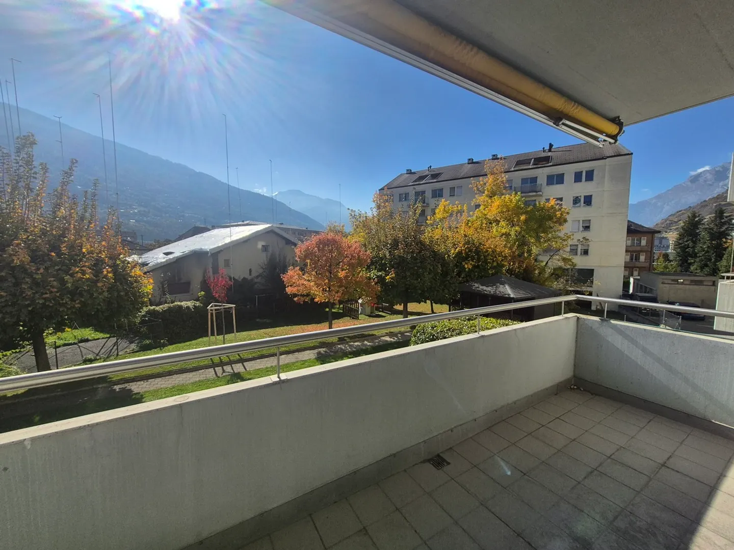 ZENTRUM / WUNDERSCHÖNE 5.5 ZIMMER WOHNUNG - Foto 1 von 7