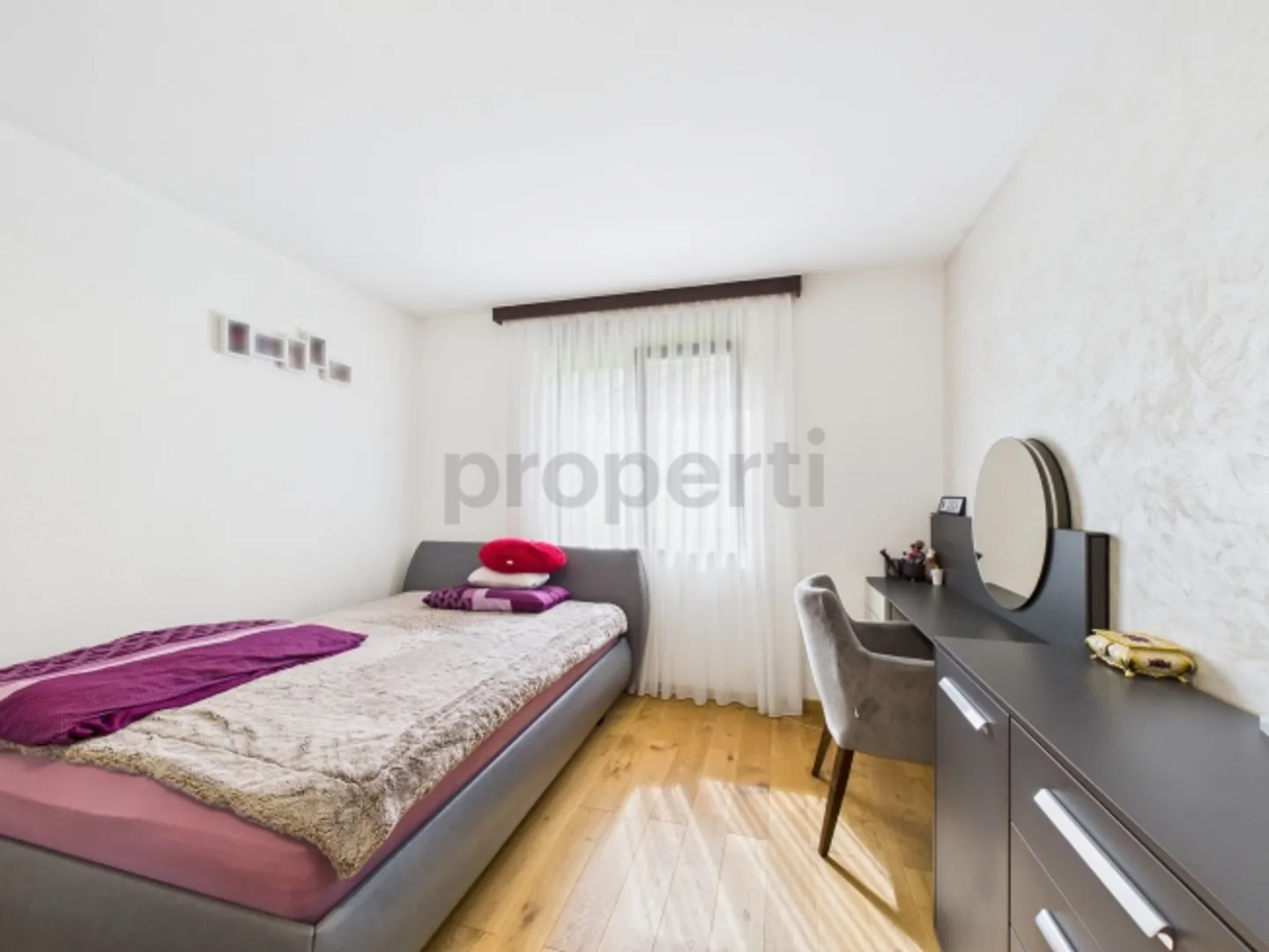 Exclusive 5.5-room garden apartment with large garden and modern amenities - Photo 5 of 13