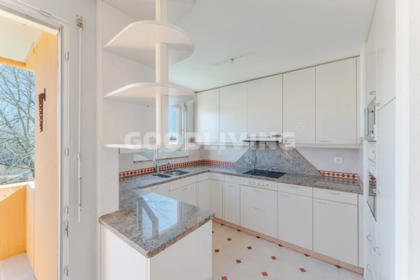 Zentrumsnahe 3½ Zimmer-Wohnung inkl. Garagenbox, Tiefgaragenplatz und Bastelraum an beliebter Lage - Foto 6 von 10