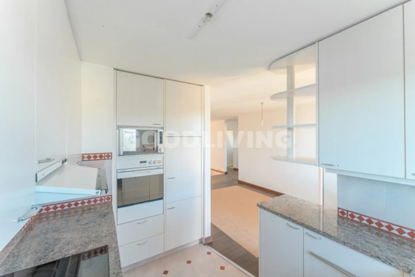 Zentrumsnahe 3½ Zimmer-Wohnung inkl. Garagenbox, Tiefgaragenplatz und Bastelraum an beliebter Lage - Foto 7 von 10