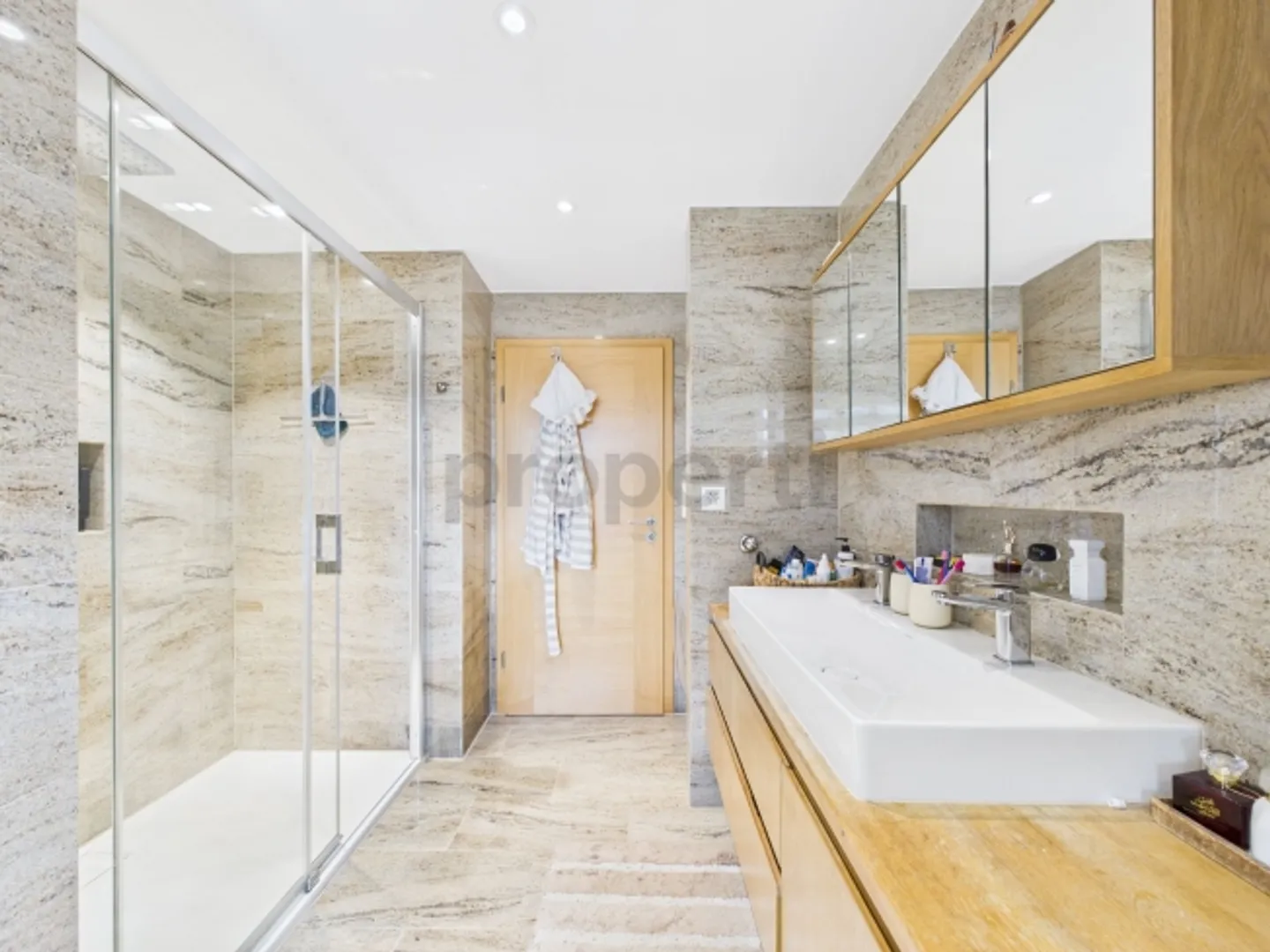 Exclusive 5.5-room garden apartment with large garden and modern amenities - Photo 9 of 13