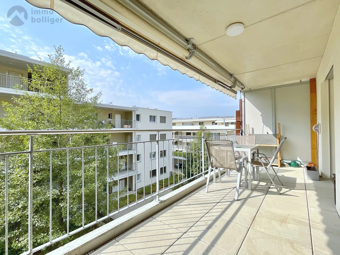 Petit mais bien moderne appartement de 2½ pièces avec grand balcon - Photo 5 sur 12