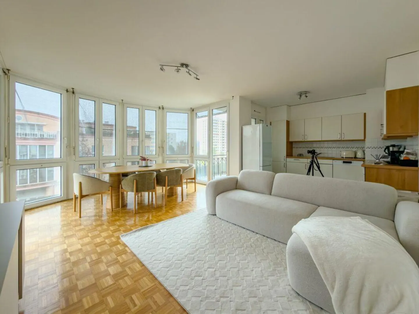 Appartement de rendement avec balcons - Photo 1 sur 7