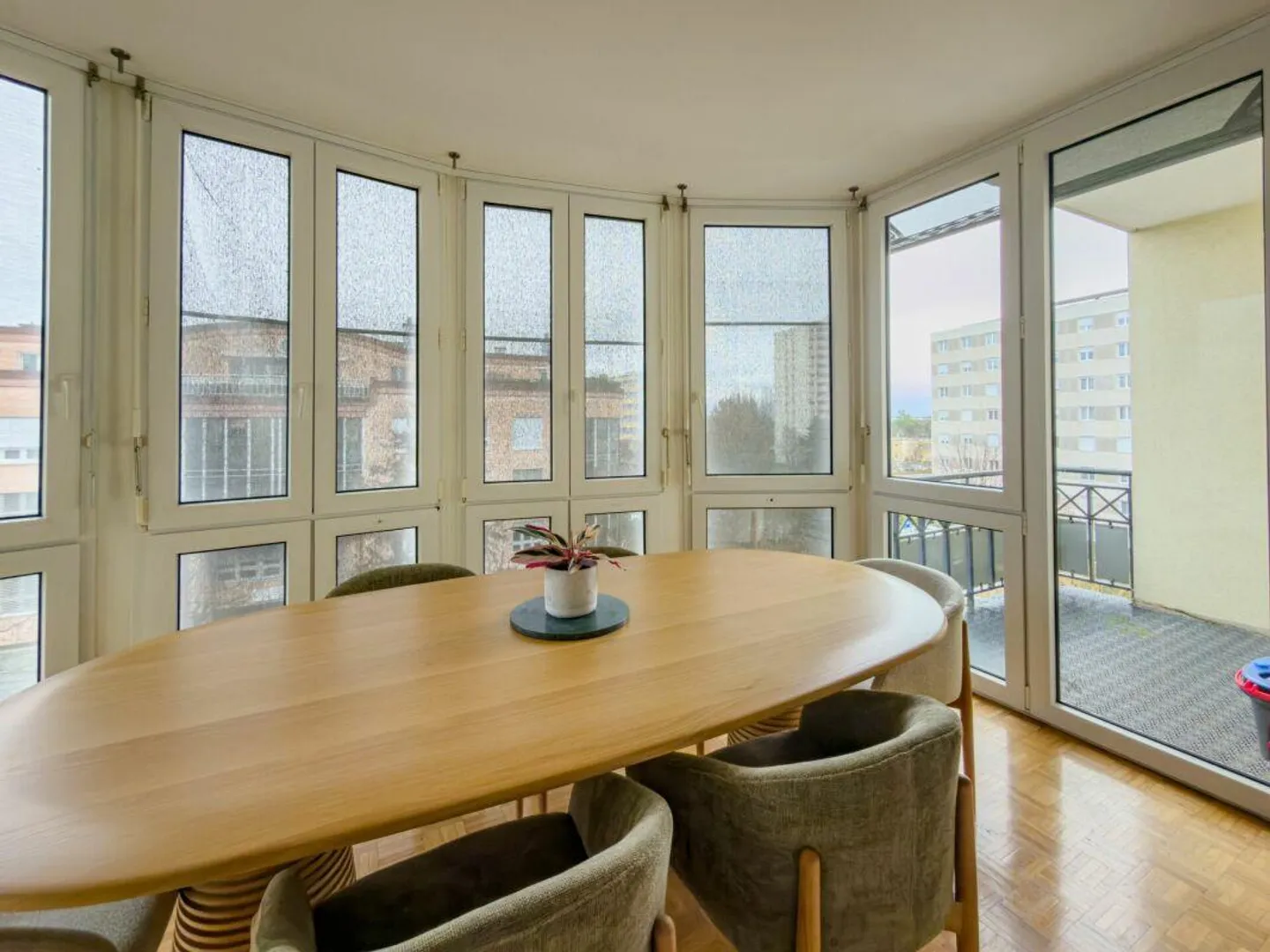 Appartement de rendement avec balcons - Photo 5 sur 7