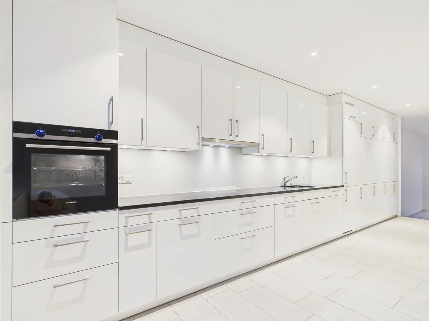 Moderna casa a schiera di 5,5 stanze in posizione esclusiva e privilegiata ad Allschwil - Foto 5 di 13