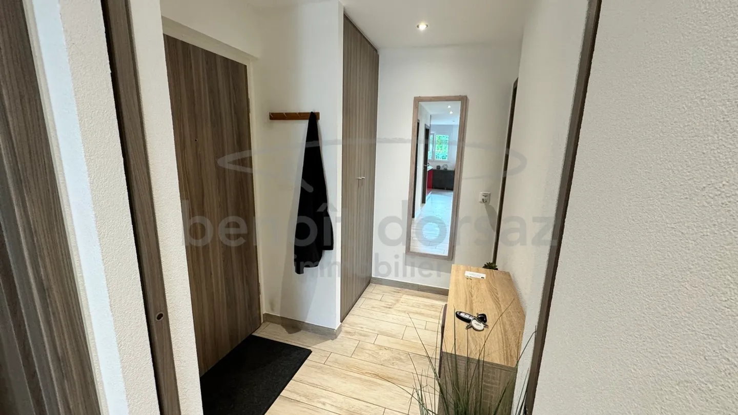 3,5-Zimmer-Wohnung mit Rasen - Foto 3 von 10