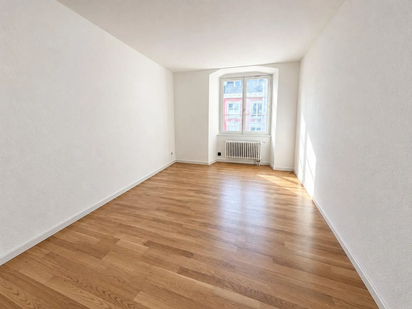 Freshly renovated 3.5-room old town apartment - 85 m² - Photo 7 of 8