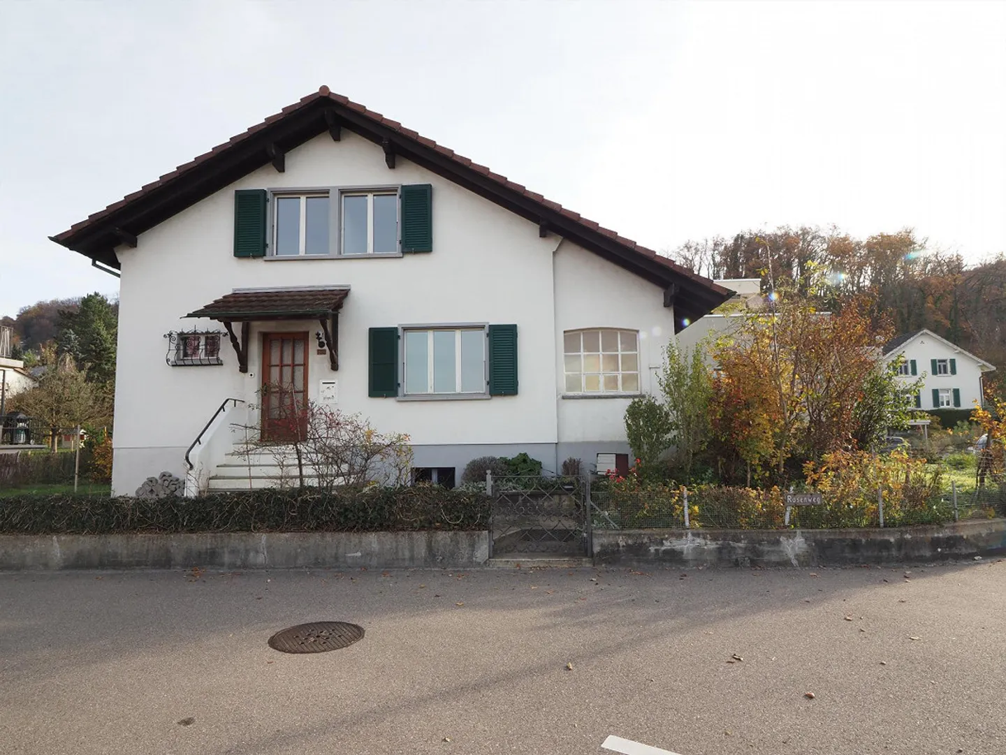 Casa unifamiliare di 5,5 stanze con grande potenziale di sviluppo - Foto 1 di 15