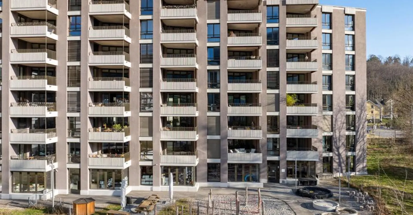 Appartement moderne en périphérie de Zurich - Photo 1 sur 7
