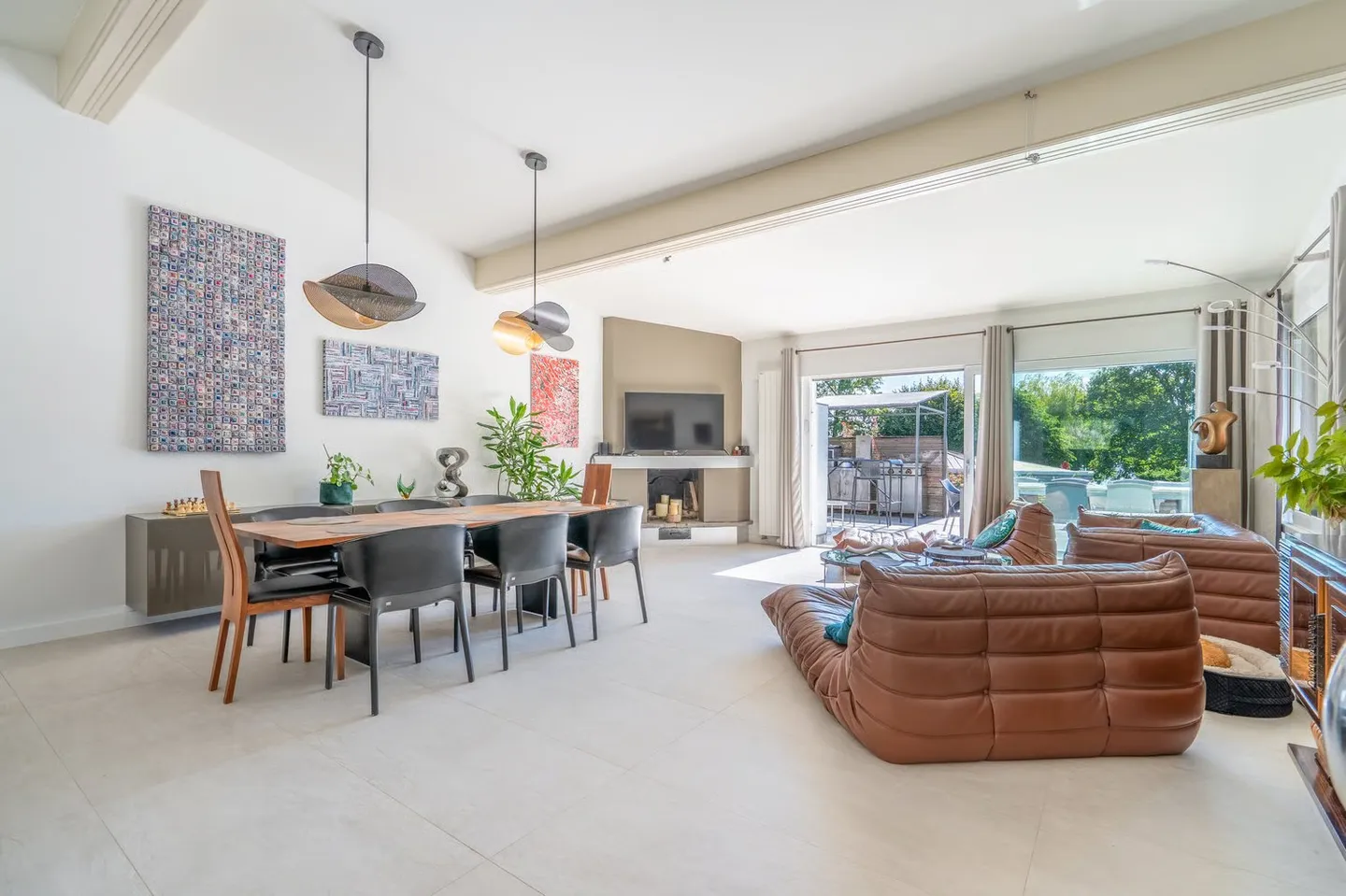 Magnifico appartamento di 5,5 locali a Chez-le-Bart – Vista, tranquillità e finiture di alta gamma - Foto 2 di 12