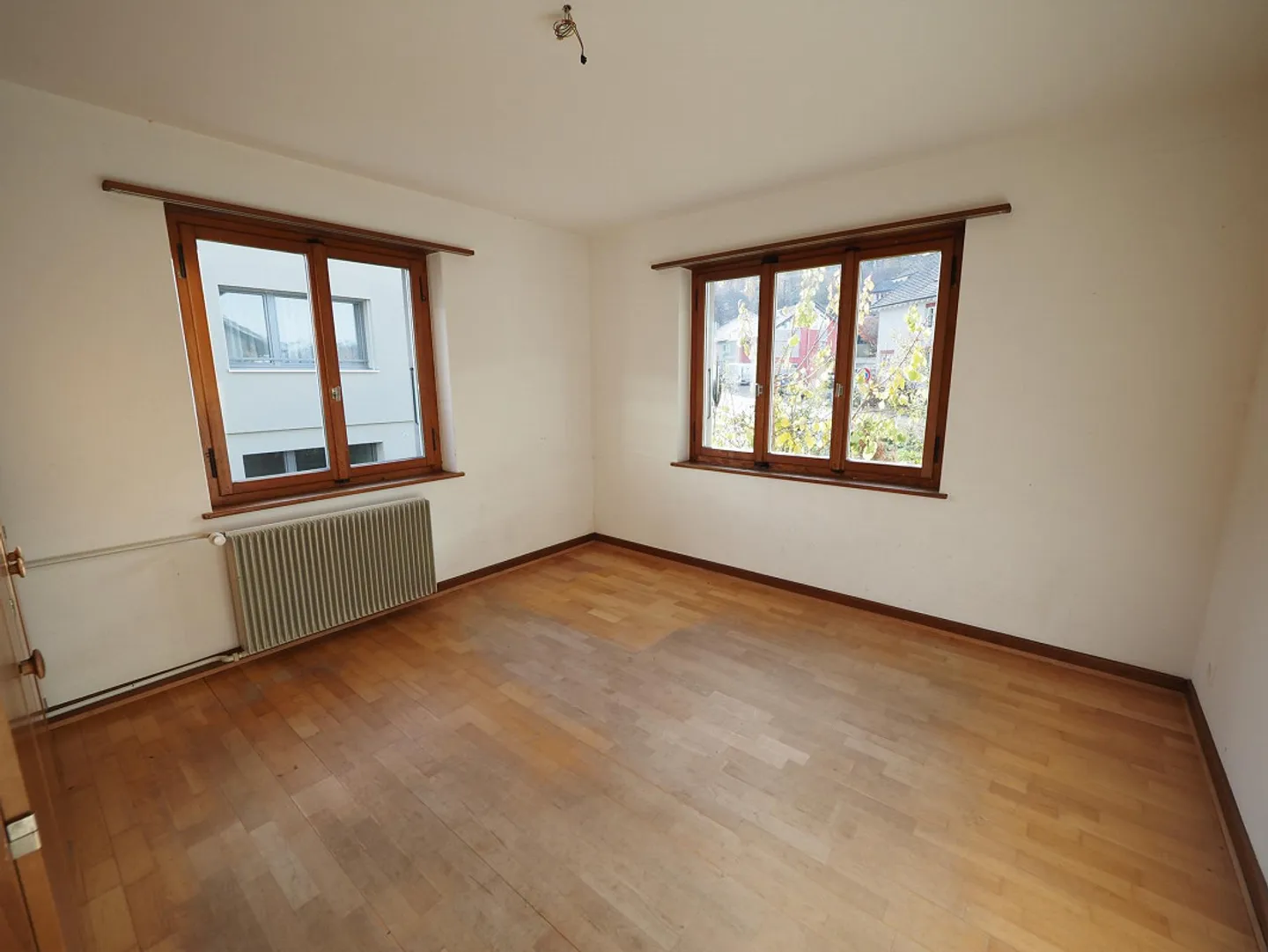 Casa unifamiliare di 5,5 stanze con grande potenziale di sviluppo - Foto 5 di 15