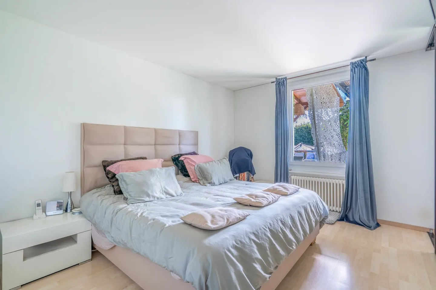 Magnifico appartamento di 5,5 locali a Chez-le-Bart – Vista, tranquillità e finiture di alta gamma - Foto 7 di 12