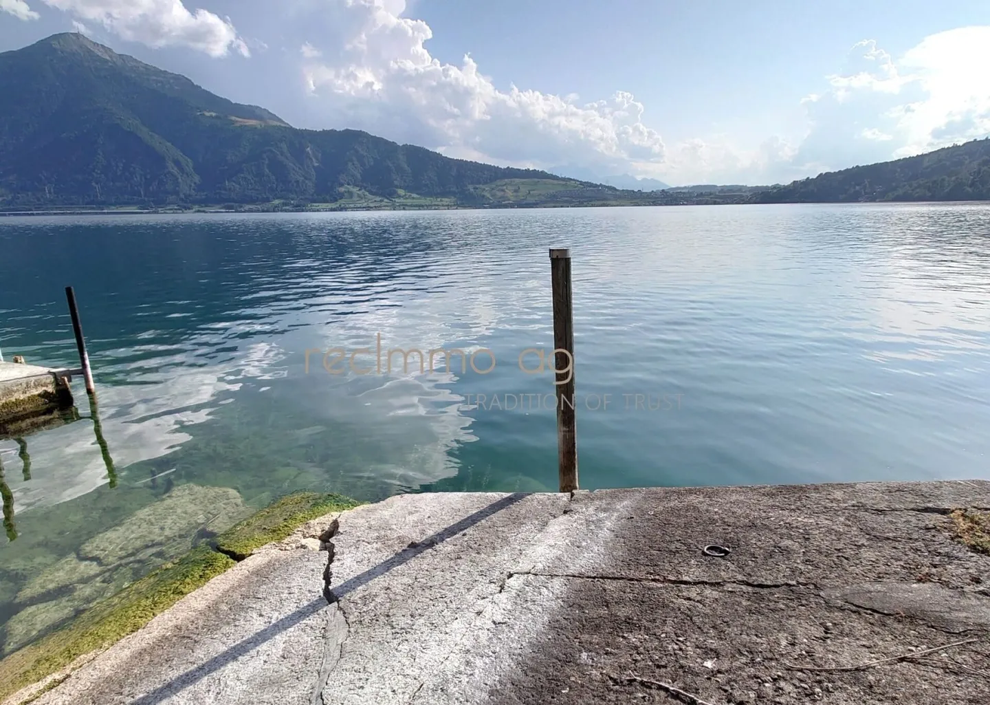 Spaziosa proprietà storica per amatori direttamente sul lago di Zugo - Foto 18 di 24