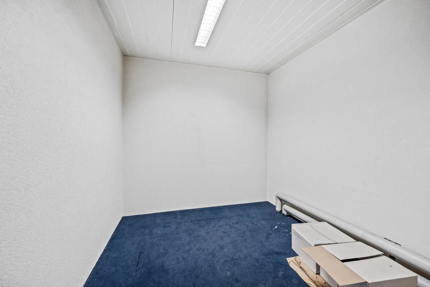 Ampie superfici per uffici in posizione centrale - Foto 4 di 9