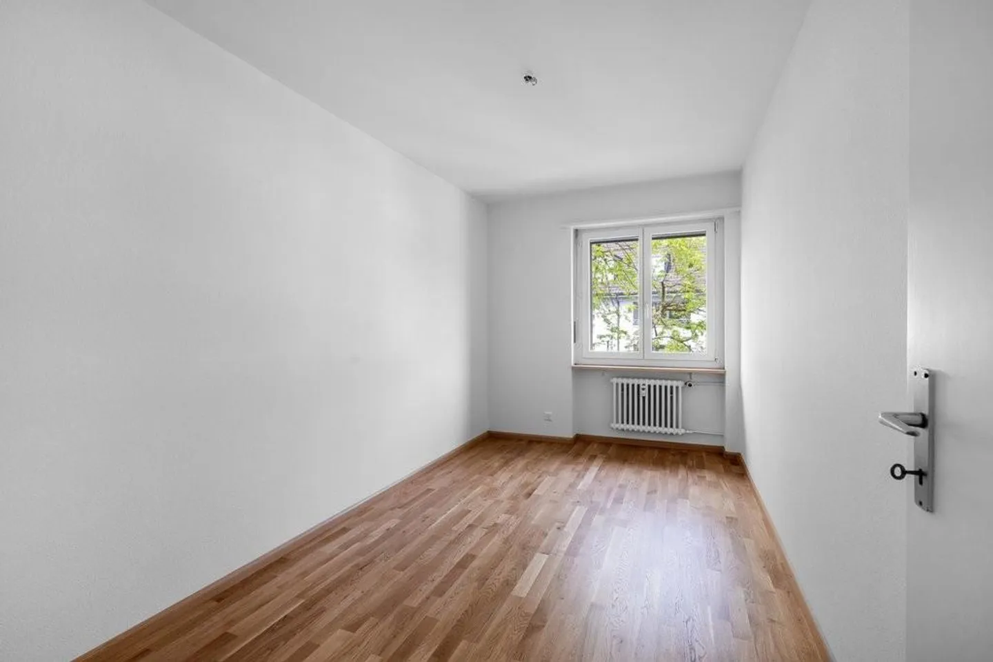 Geräumige Wohnung mit Balkon - Foto 8 von 11