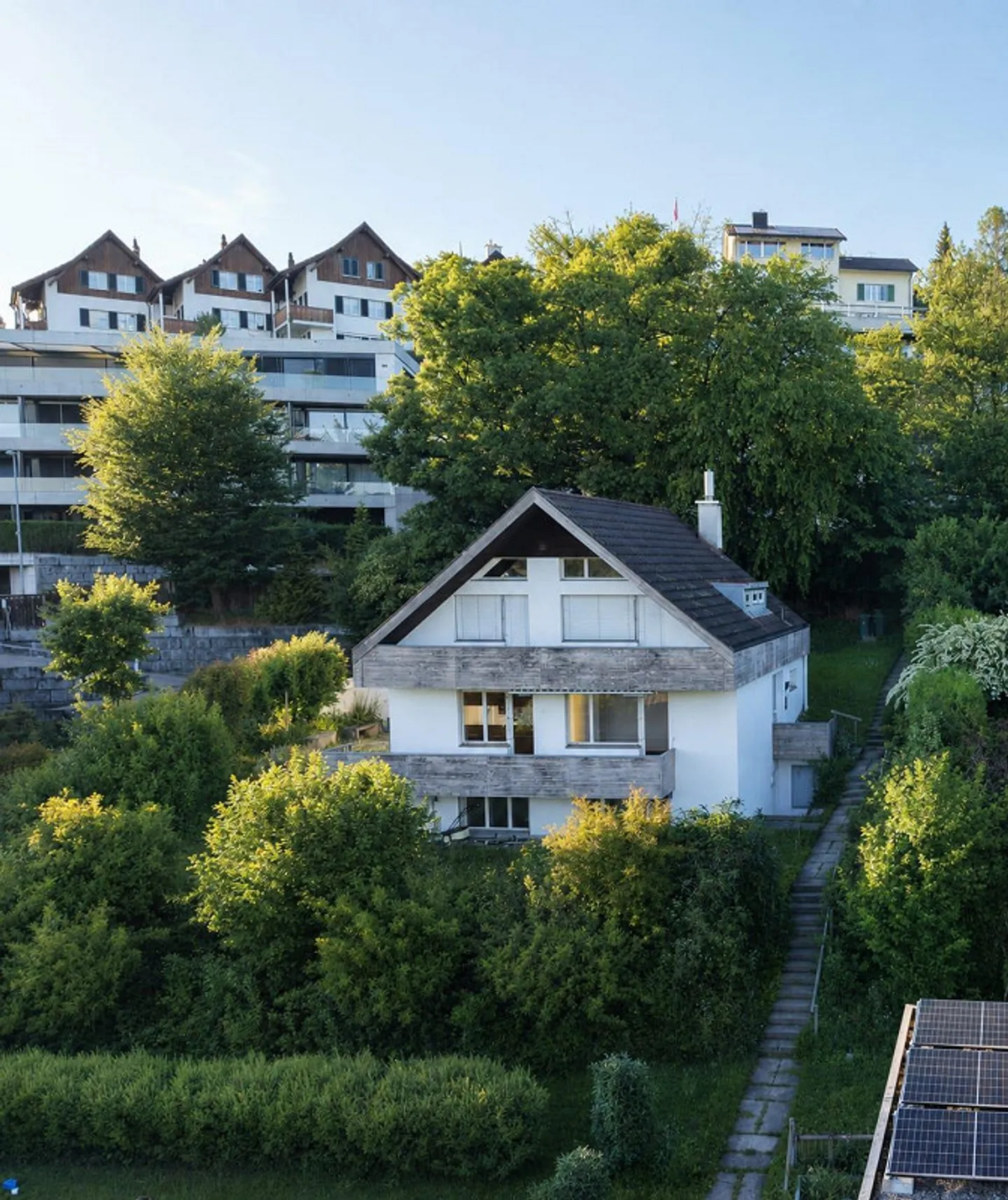Vue & Soleil - Votre Maison de Rêve à Birmensdorf ZH - Photo 1 sur 11