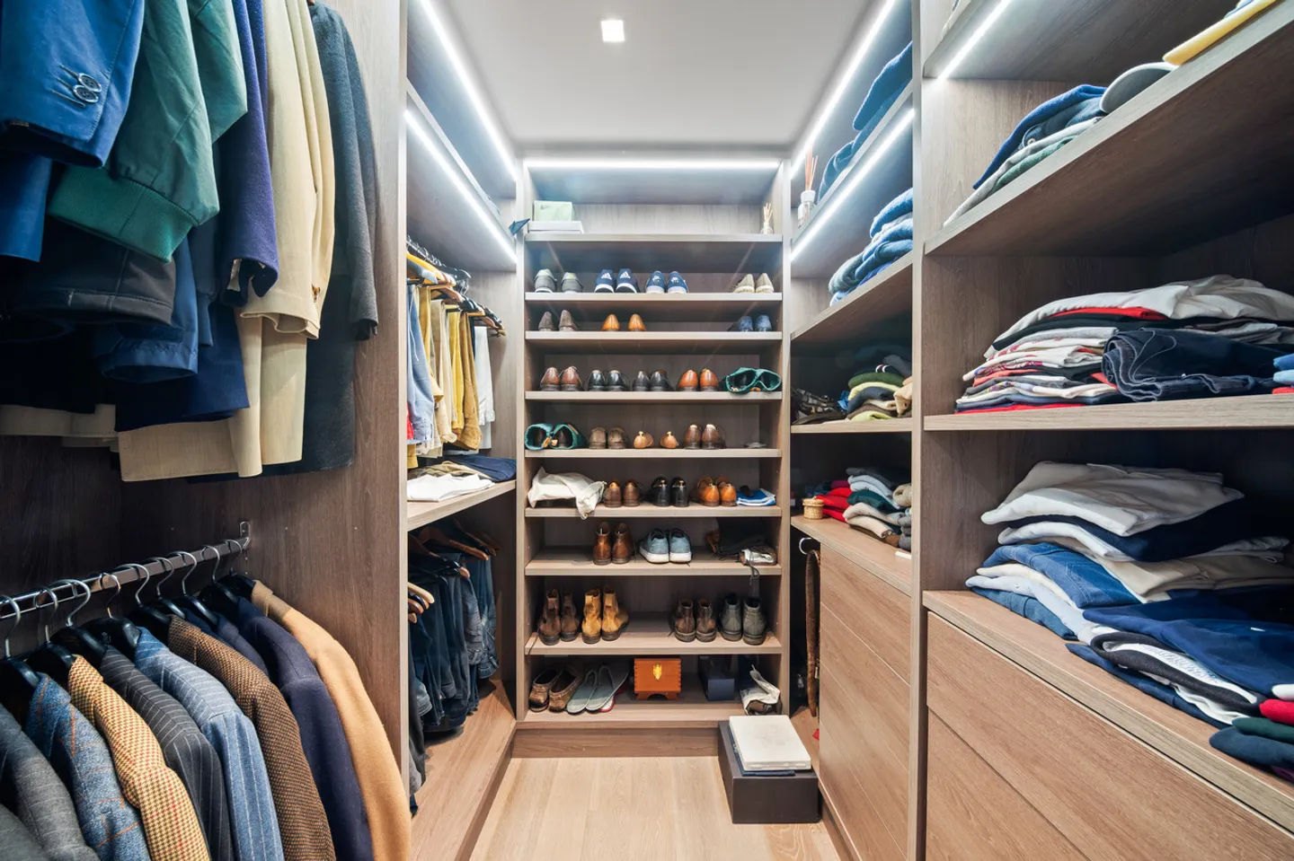 Elegante proprietà familiare, senza disturbi e con vista sul lago. - Foto 15 di 25