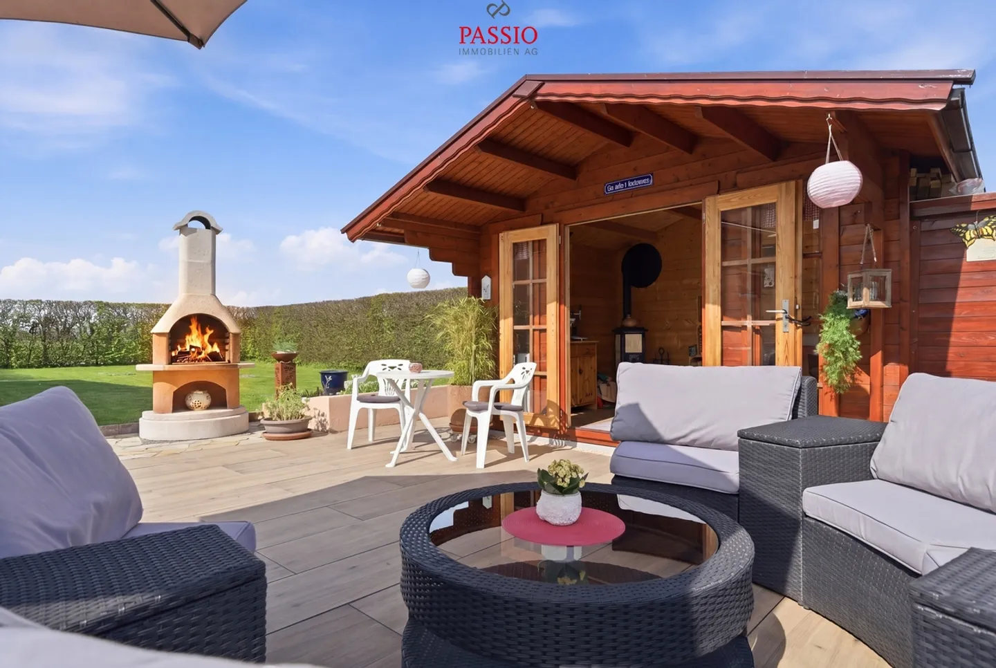 Vivere con stile in un'idilliaca giardino e arredamenti di alta qualità - Foto 3 di 64