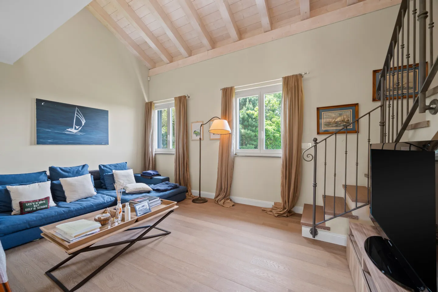 Elegante proprietà familiare, senza disturbi e con vista sul lago. - Foto 18 di 25