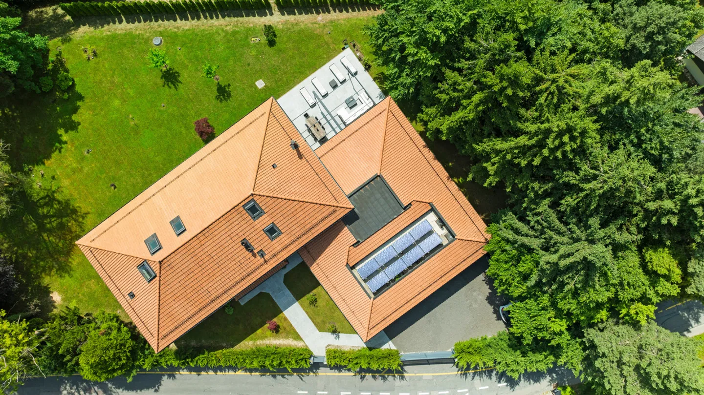 Elegante proprietà familiare, senza disturbi e con vista sul lago. - Foto 23 di 25