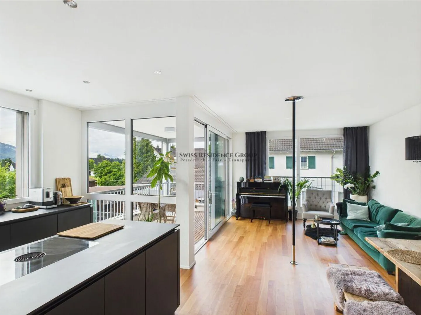 Appartamento esclusivo di 3,5 stanze - Stile, comfort e vista panoramica - Foto 1 di 13
