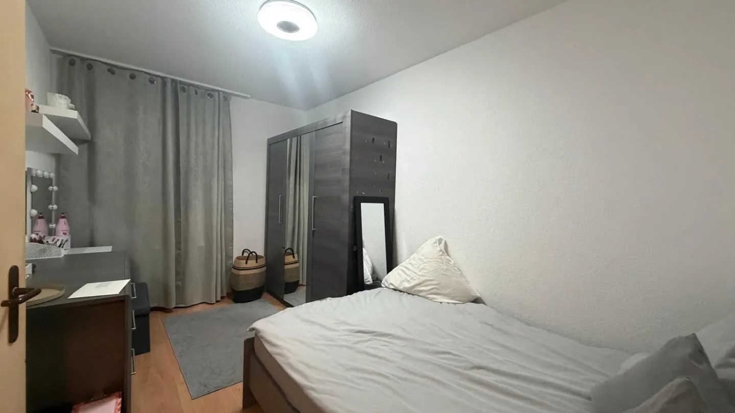 Doppelhaushälfte 5,5 Zimmer - Foto 6 von 7