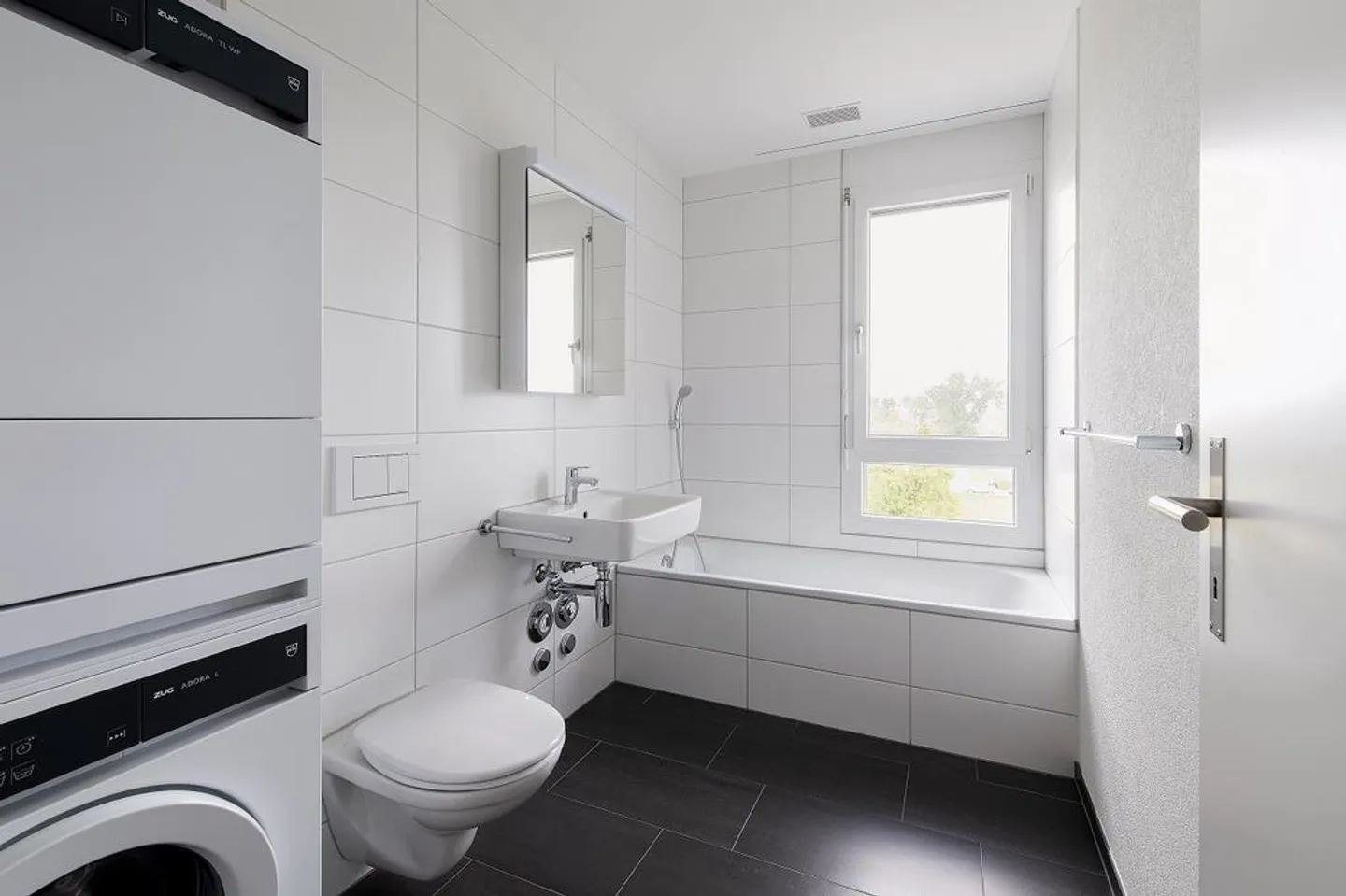 ***3.5ZWG***gedeckter Balkon mit 14m2*** - Foto 7 von 9