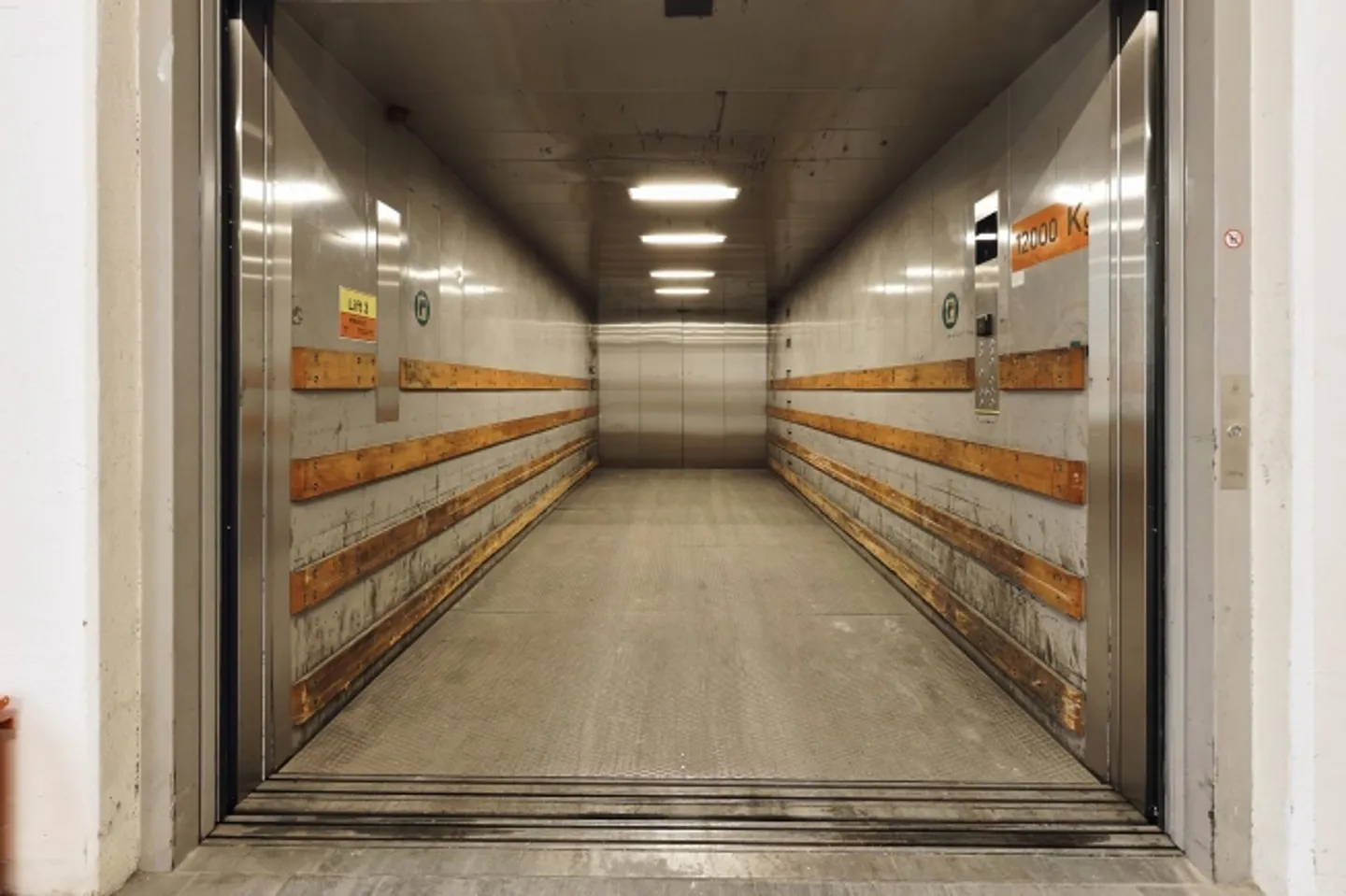 Spazio commerciale a Biberist - Foto 4 di 9