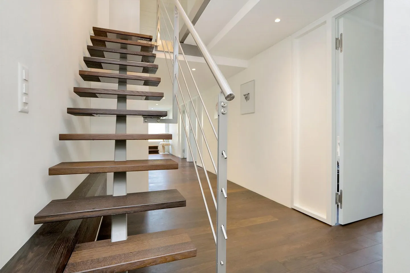 Appartement en duplex exclusif de 6 pièces avec vue panoramique à Schönbühl - Photo 17 sur 30