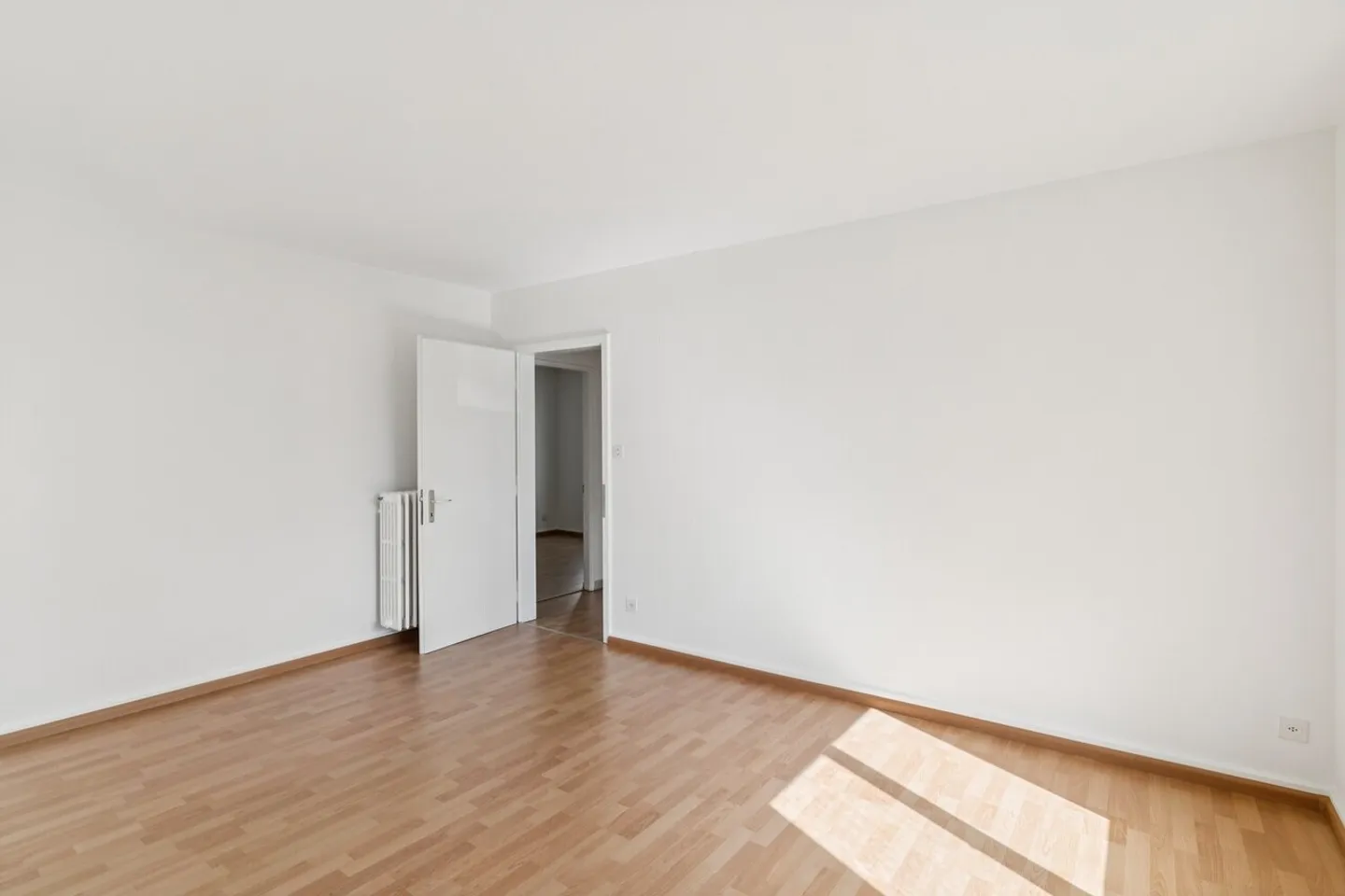 Appartement Rénové dans Quartier Calme - Photo 8 sur 10