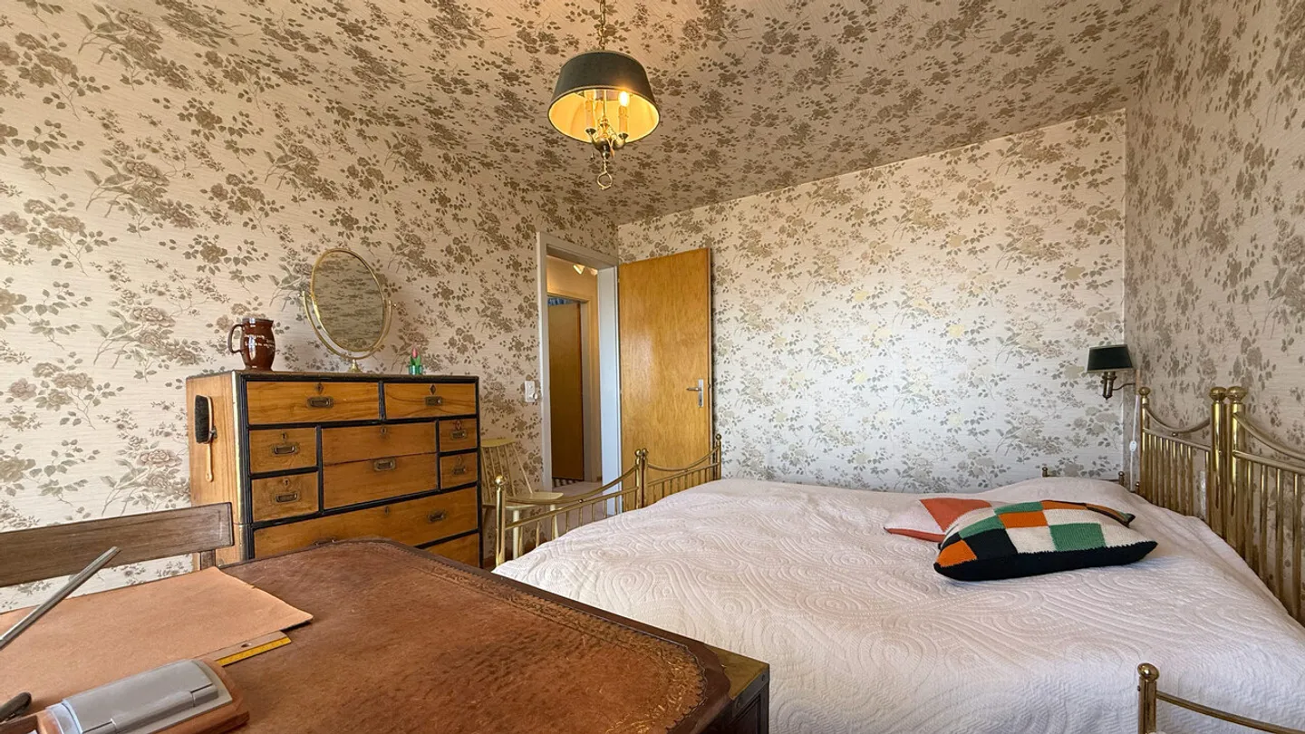 Appartement attique à rénover - Photo 13 sur 18