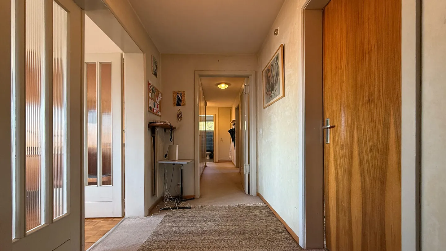 Appartement attique à rénover - Photo 15 sur 18