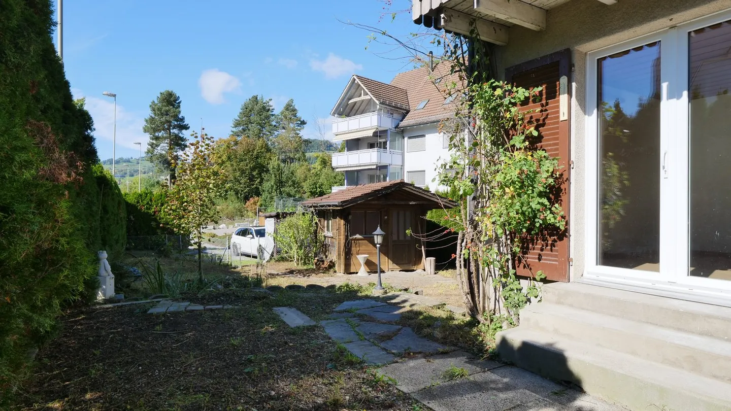 5 1/2-Zimmer Einfamilienhaus mit grossem Ausbau- und Entwicklungspotenzial - Photo 16 of 21