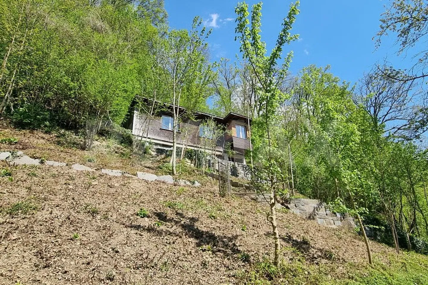 Well-maintained weekend house with various uses - Photo 3 of 11