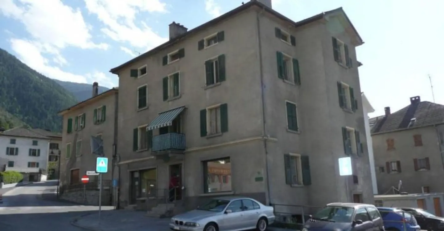 2.5-room apartment in Chalais - Photo 1 of 5