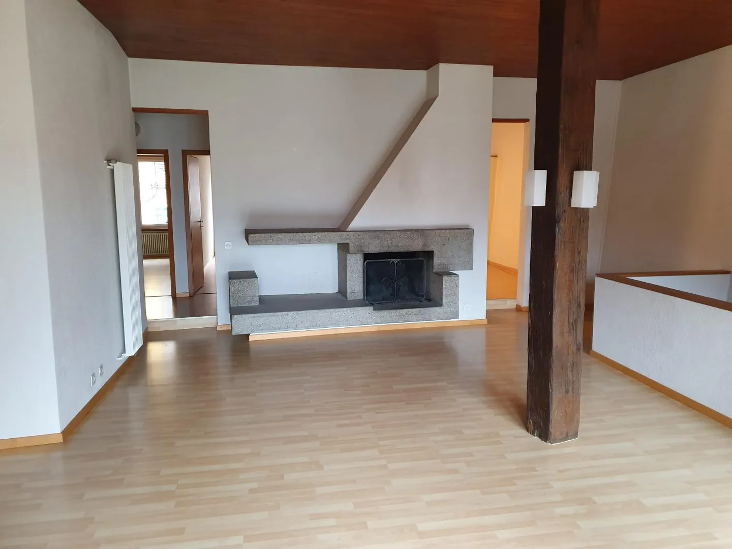 Appartamento con 4.5 stanze in mansarda - Foto 2 di 11