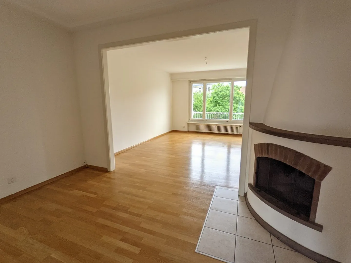 Comfortable 3-room apartment with balcony + fireplace in Muttenz - Photo 6 of 12