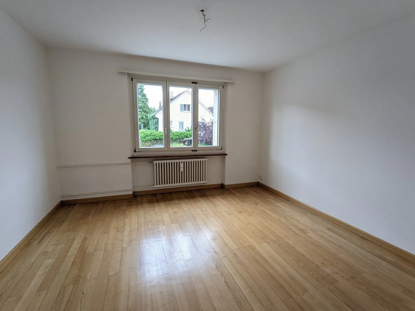 Comfortable 3-room apartment with balcony + fireplace in Muttenz - Photo 7 of 12