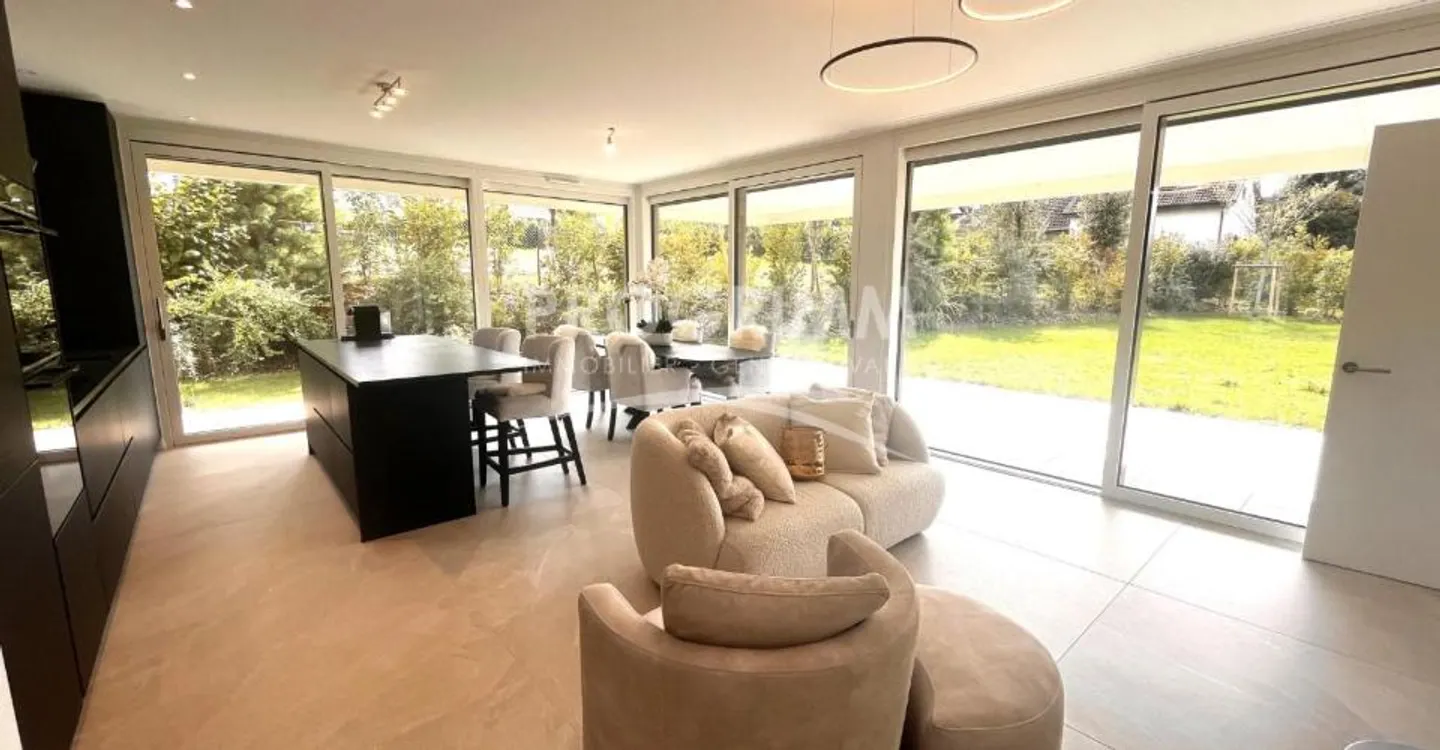 Modern Garden Apartment in Vesenaz - Photo 2 of 6