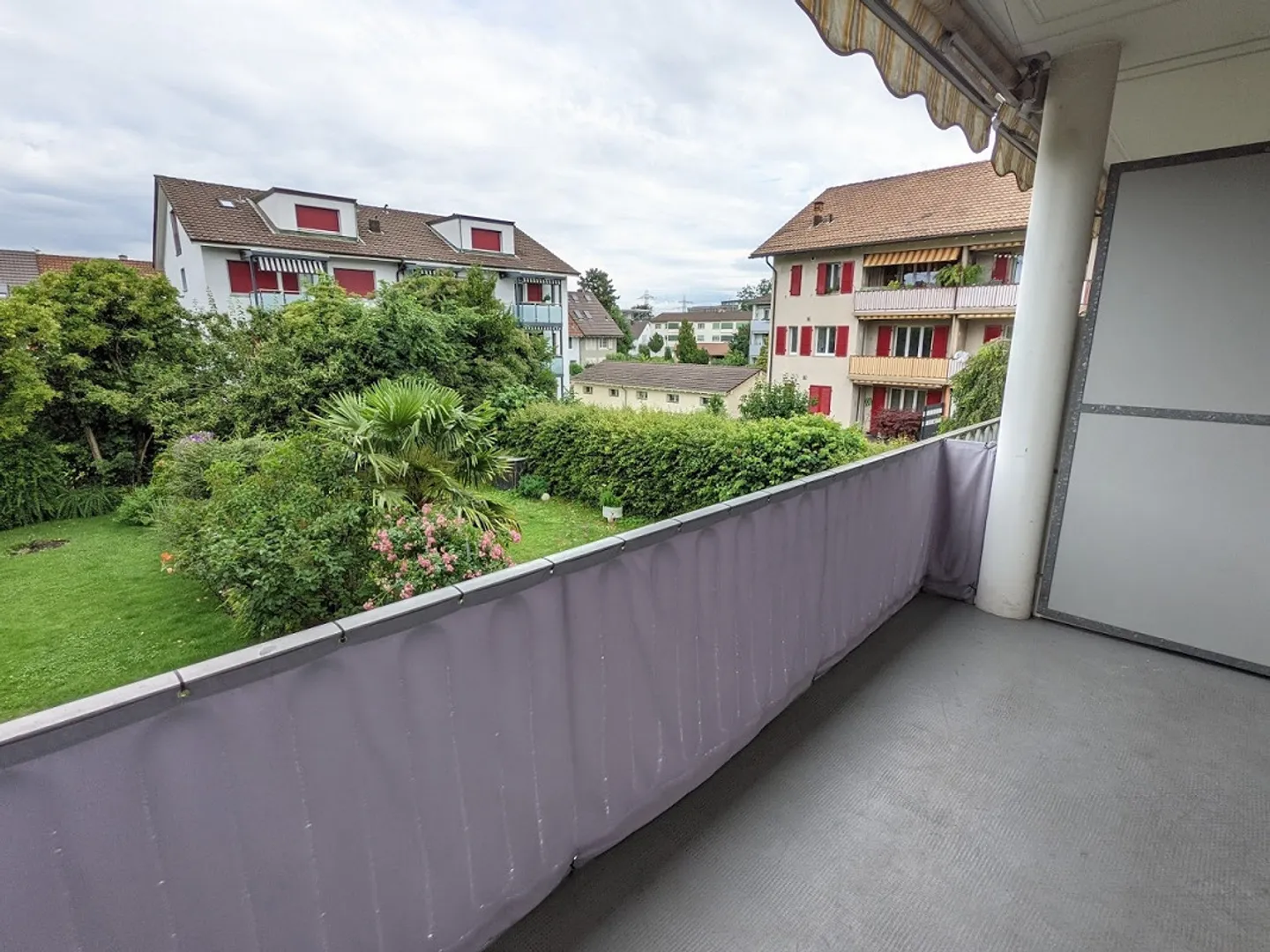 Comfortable 3-room apartment with balcony + fireplace in Muttenz - Photo 12 of 12