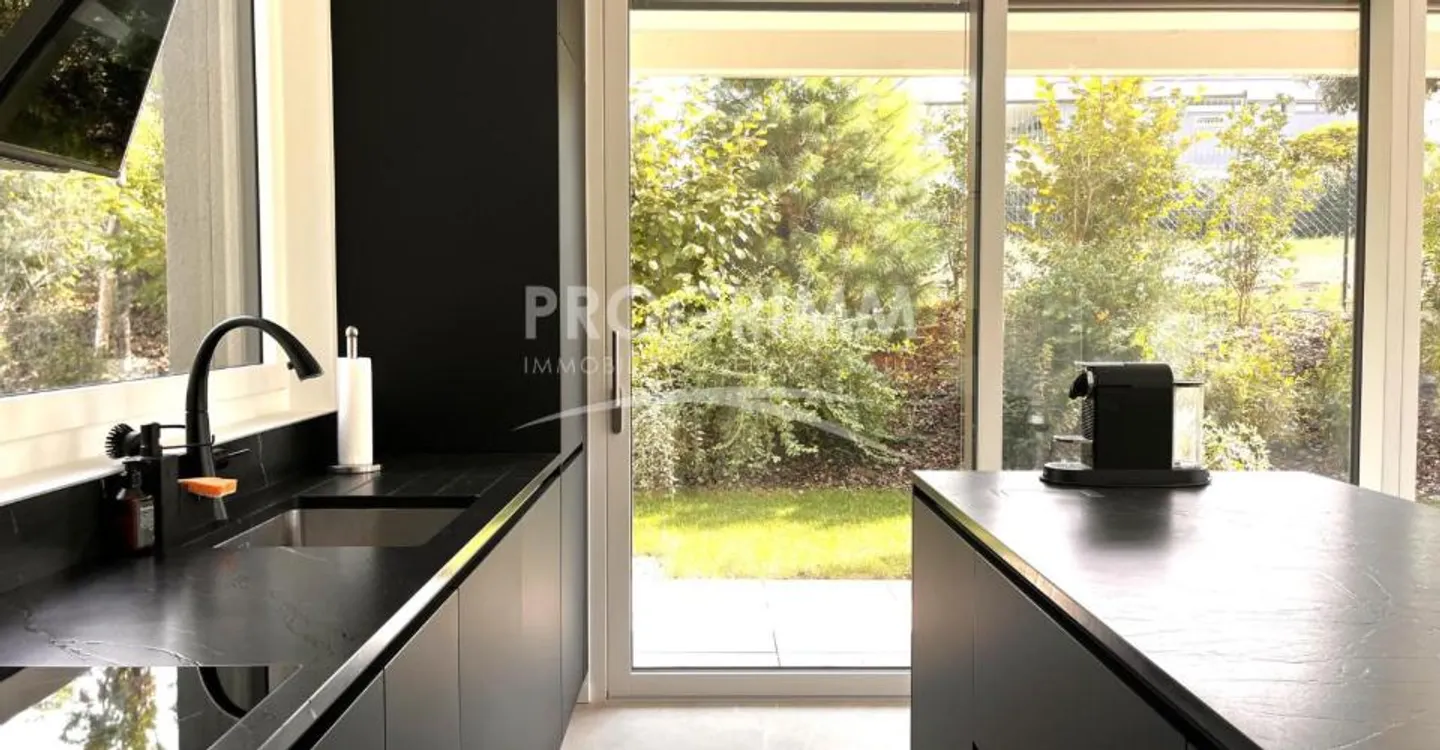 Modern Garden Apartment in Vesenaz - Photo 1 of 6
