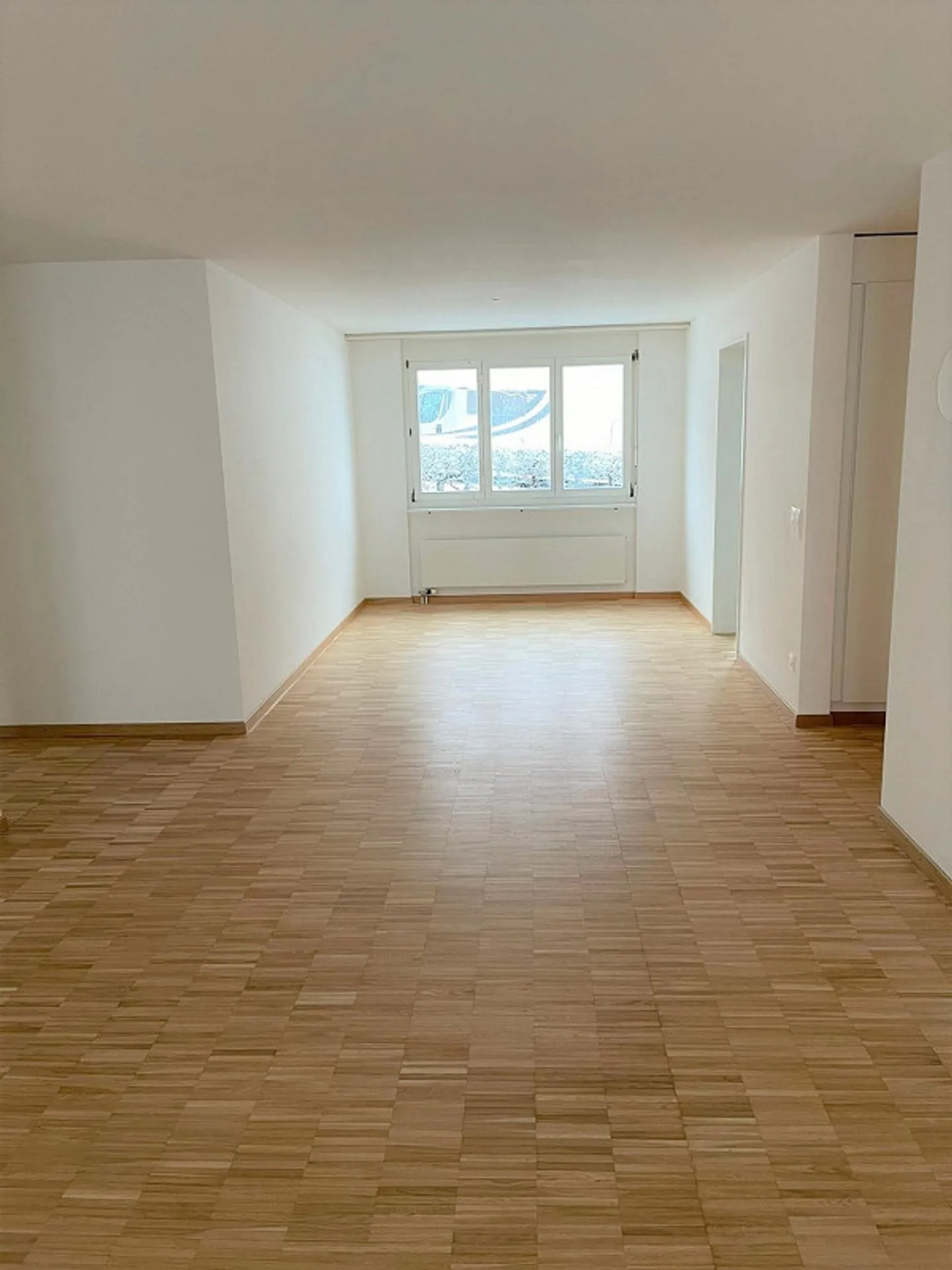 Beautiful and bright 4.5 room apartment - Photo 2 of 11
