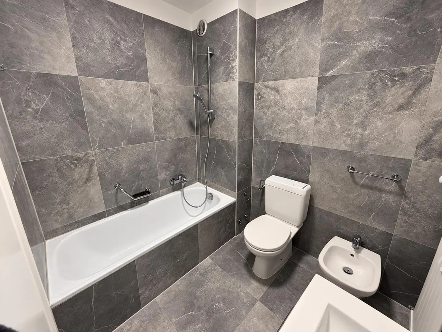 Appartamento moderno 2.5 locali - Foto 7 di 8