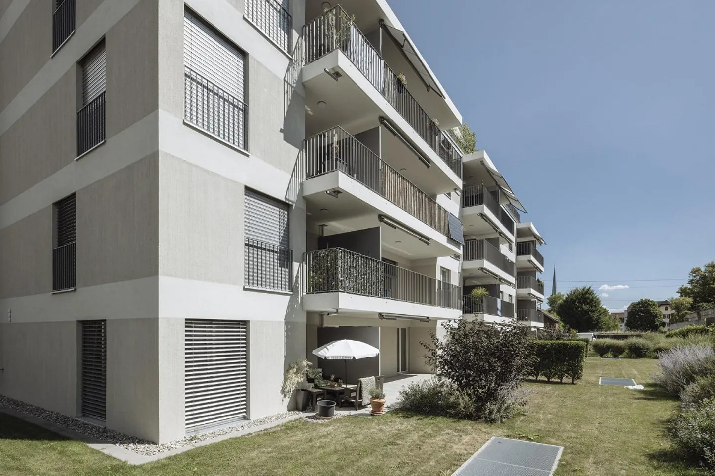 Appartamento moderno di 2,5 locali al 1° piano con balcone - Foto 1 di 8