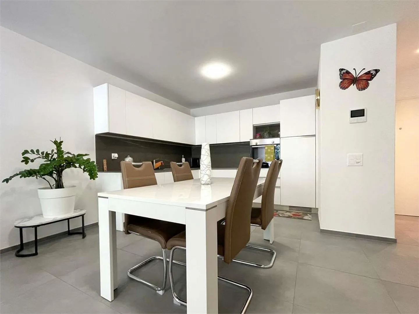 Modernes 4.5-Zimmer-Apartment in Rivera - Foto 4 di 11