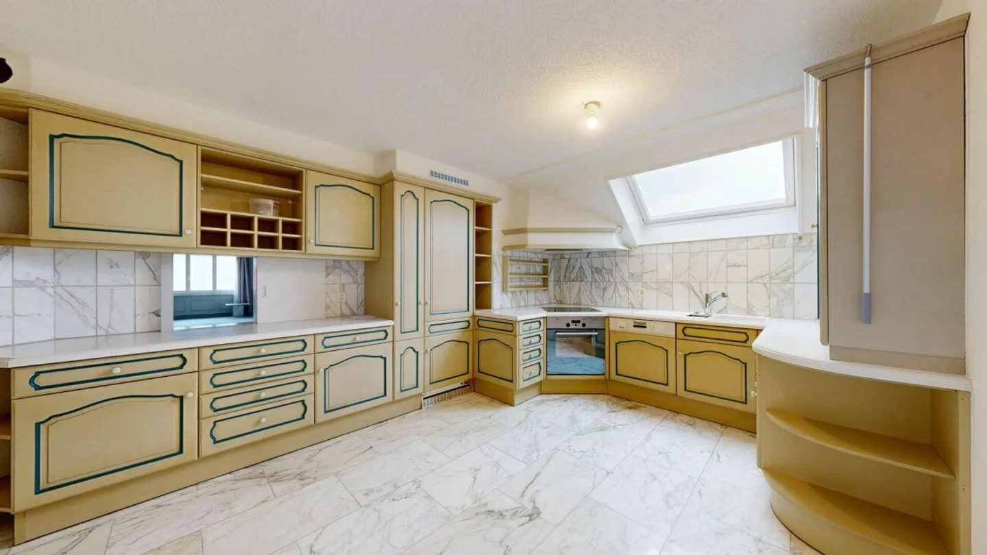 Imposante 5.5 Zimmer Maisonette-Wohnung - Foto 6 von 15