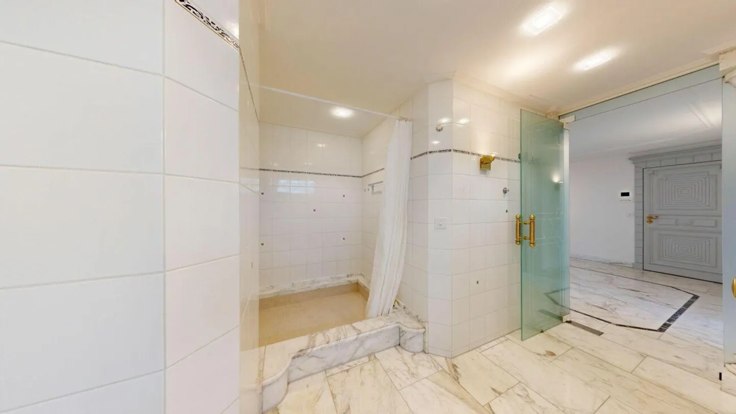 Imposante 5.5 Zimmer Maisonette-Wohnung - Foto 8 von 15