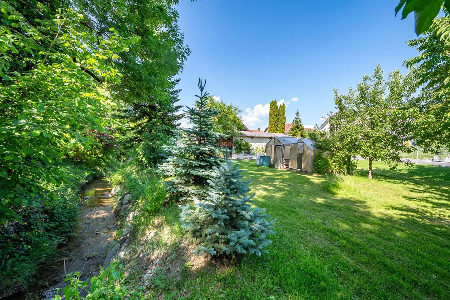 Charmantes Einfamilienhaus mit Garten - Foto 6 von 19